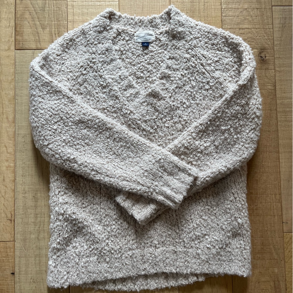 COZY Sweater🤍 Brand: American Thread, Size: M - Picture 2 of 5